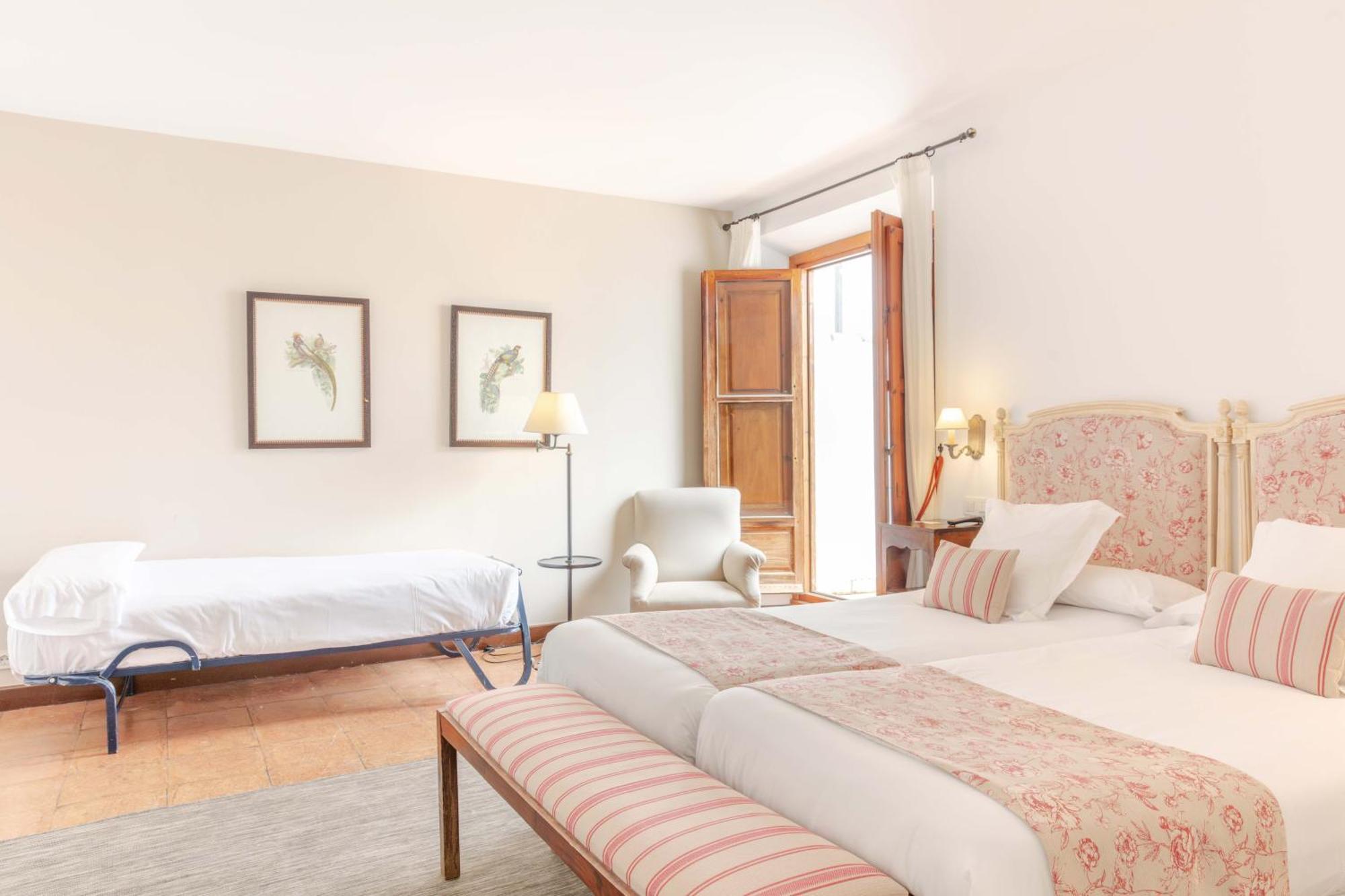 Hotel Puerta De La Luna 바에자 외부 사진